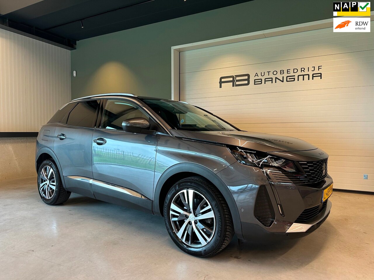 Peugeot 3008 - 1.2 PureTech AUTOMAAT BLUE LEASE PREMIUM|NAVIGATIE|CLIMA AIRCO|APPLE CARPLAY+ANDROID|ADAPT - AutoWereld.nl