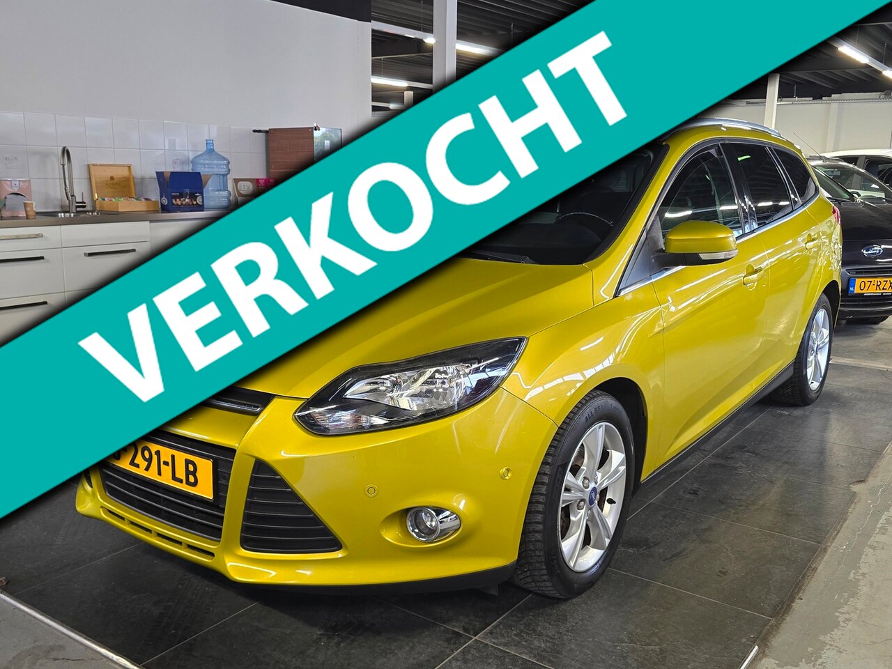 Ford Focus Wagon - 1.0 EcoBoost Titanium/AIRCO/STOELVERM/ - AutoWereld.nl