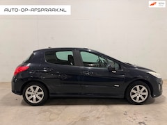 Peugeot 308 - 1.6 HDiF Millesim 200 5drs. Navi Cruise Trekhaak Airco