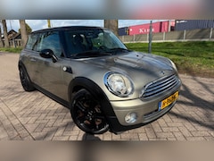 MINI Cooper - 1.6 Business Line 2010 airco