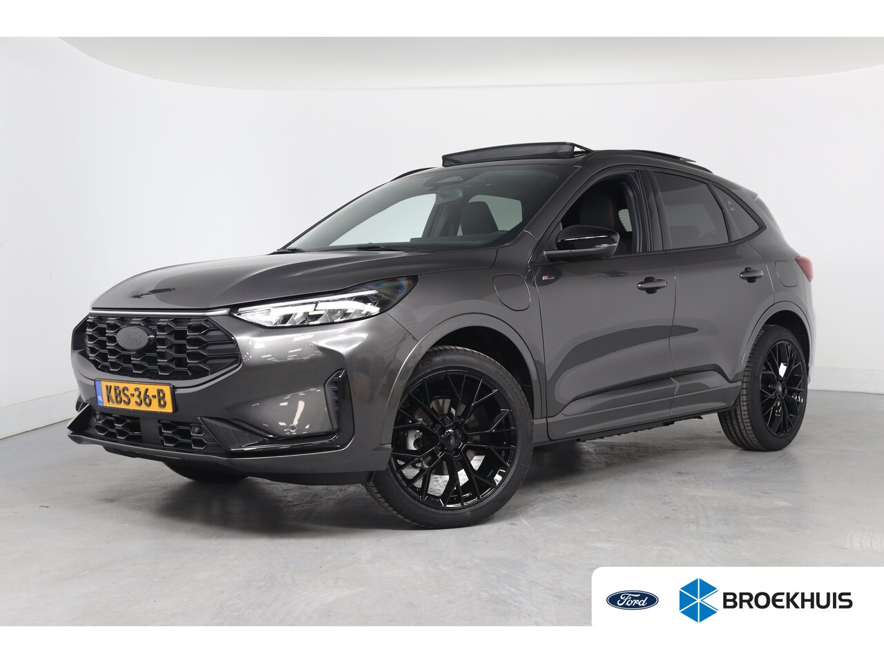 Ford Kuga - Plug-In Hybrid ST-Line Black Pack | Trekhaak Elek. Wegklapbaar | Elek. Panoramadak | Winte - AutoWereld.nl