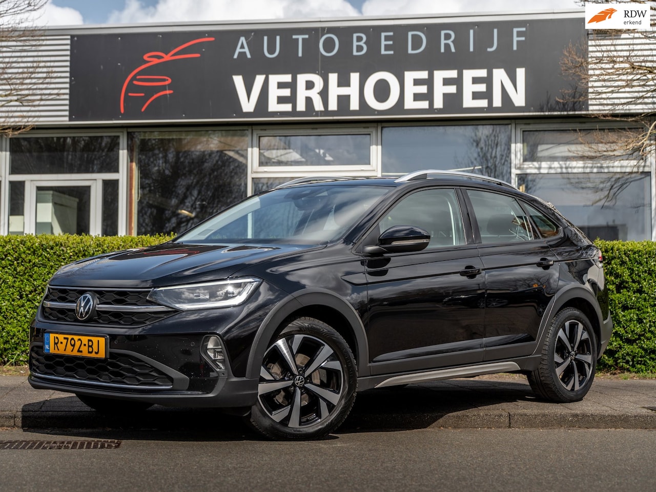 Volkswagen Taigo - 1.0 TSI R-Line - AUTOMAAT - PARKEERCAMERA - APPLE CARPLAY - STOELVERWARMING - CLIMATE / AD - AutoWereld.nl