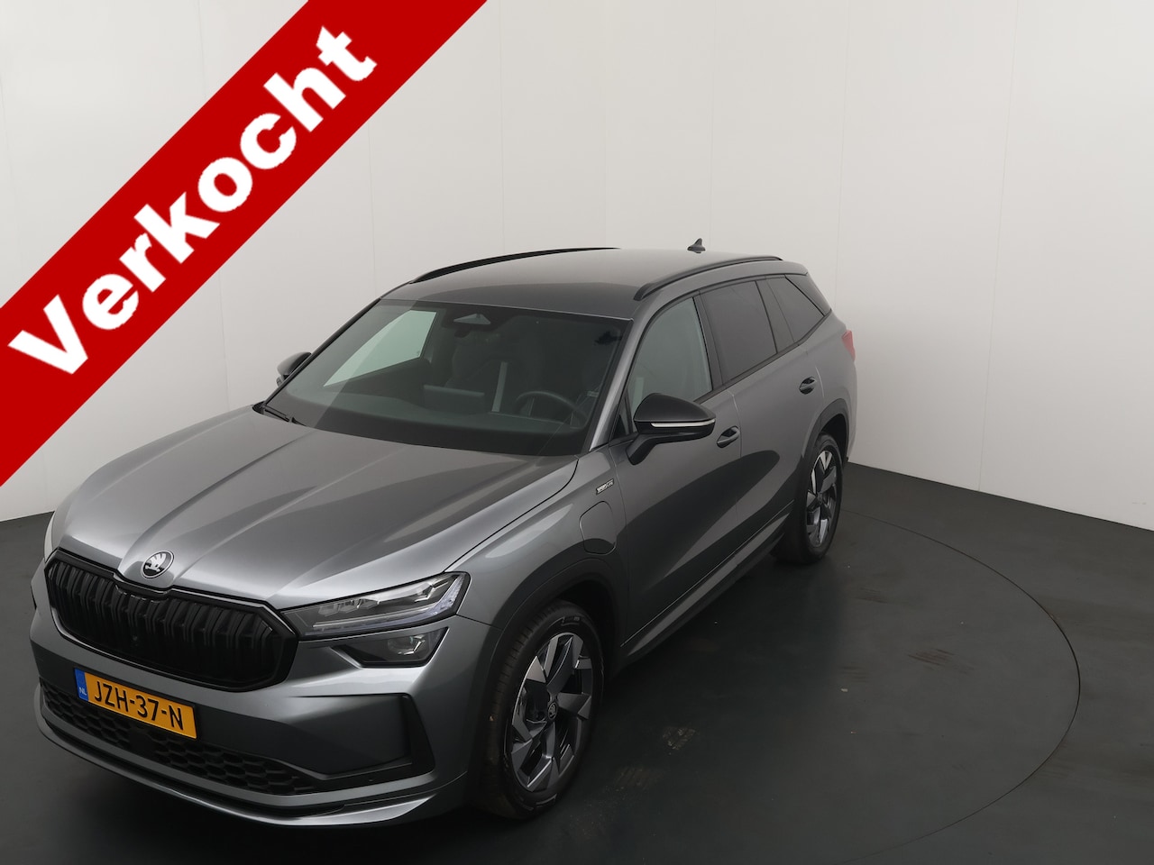 Skoda Kodiaq - 1.5 TSI PHEV 204 pk Sportline | Stoelverw. | Stuurverw. | El. a. klep | El. verst. stoel + - AutoWereld.nl