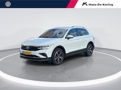 Volkswagen Tiguan - 1.5TSI/150PK Life Business DSG · Navigatie · Apple/Android Car Play · Trekhaak · Camera +