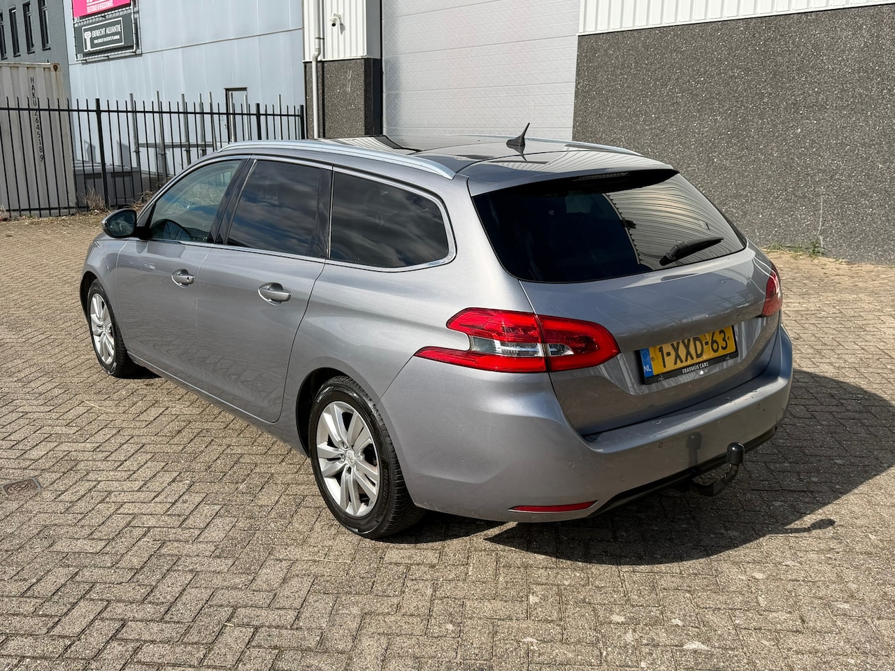 Peugeot 308 SW - 1.6 BlueHDI Blue Lease Executive 2014 - AutoWereld.nl