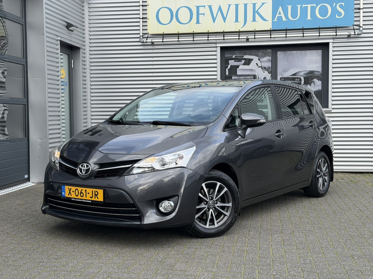 Toyota Verso - 1.8 VVT-i Business Automaat Clima Navi Pano Cruise-Control - AutoWereld.nl