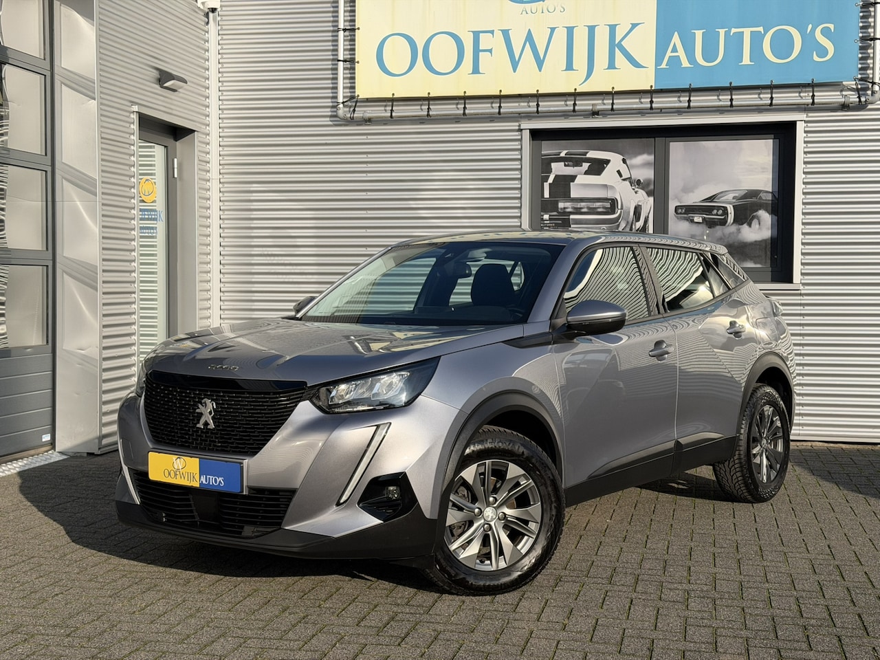 Peugeot 2008 - 1.2 PureTech Active Clima Navi Camera Led CarPlay - AutoWereld.nl
