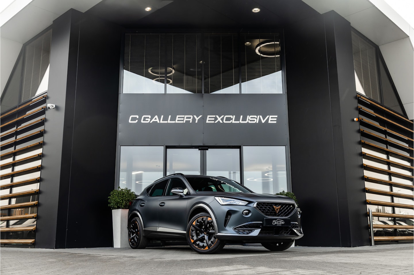 CUPRA Formentor - 1.4 e-Hybrid VZ Performance - Panorama | Carbon Seats | Keyless | Camera - AutoWereld.nl