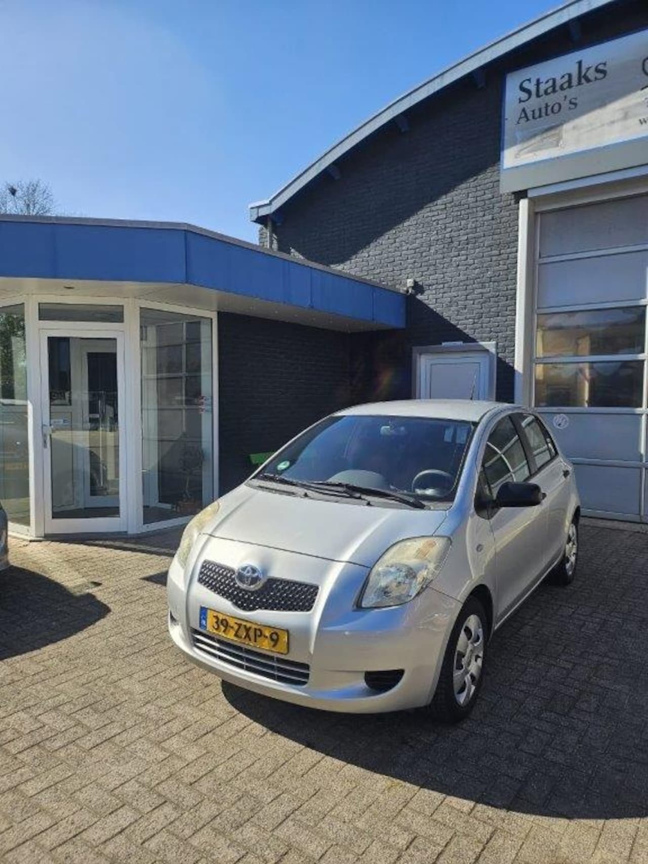 Toyota Yaris - 1.3 VVT-i Sol 1.3 VVTi Sol - AutoWereld.nl