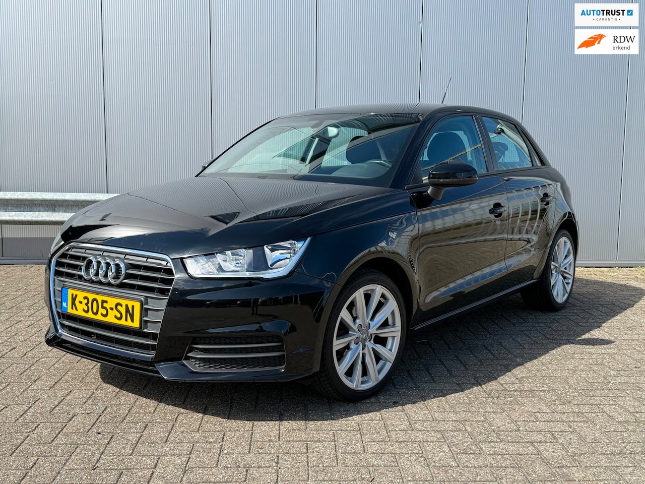 Audi A1 Sportback - 1.0 TFSI Pro Line | Navigatie | Parkeersensoren | Bluetooth | Stoelverwarming | Lichtmetal - AutoWereld.nl