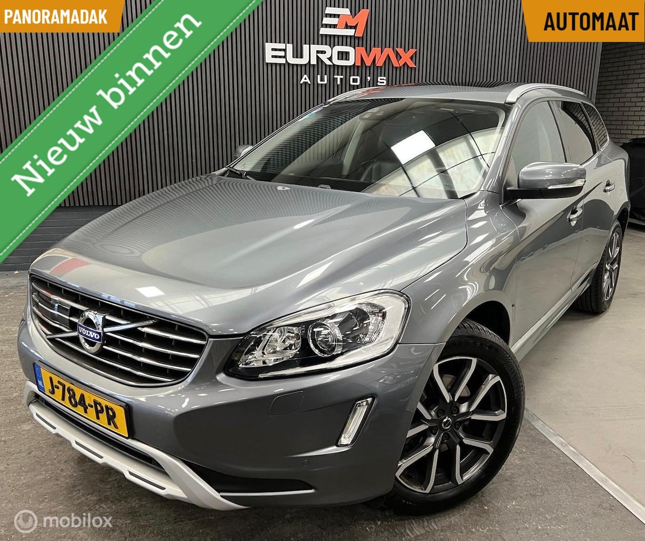 Volvo XC60 - 2.0 T5 AWD Momentum Leder-Panoramadak-Trekhaak - AutoWereld.nl