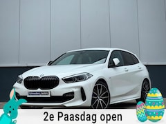 BMW 1-serie - 118i M-SPORT. CarPlay Sfeer 19” Camera Leder
