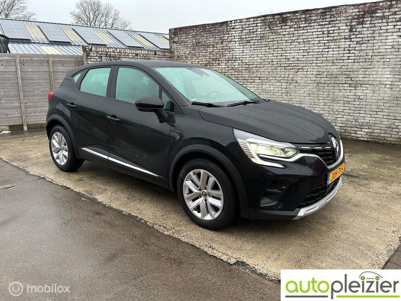 Renault Captur - 1.0 TCe 100 Business Zen|camera|clima|navi|all-season - AutoWereld.nl