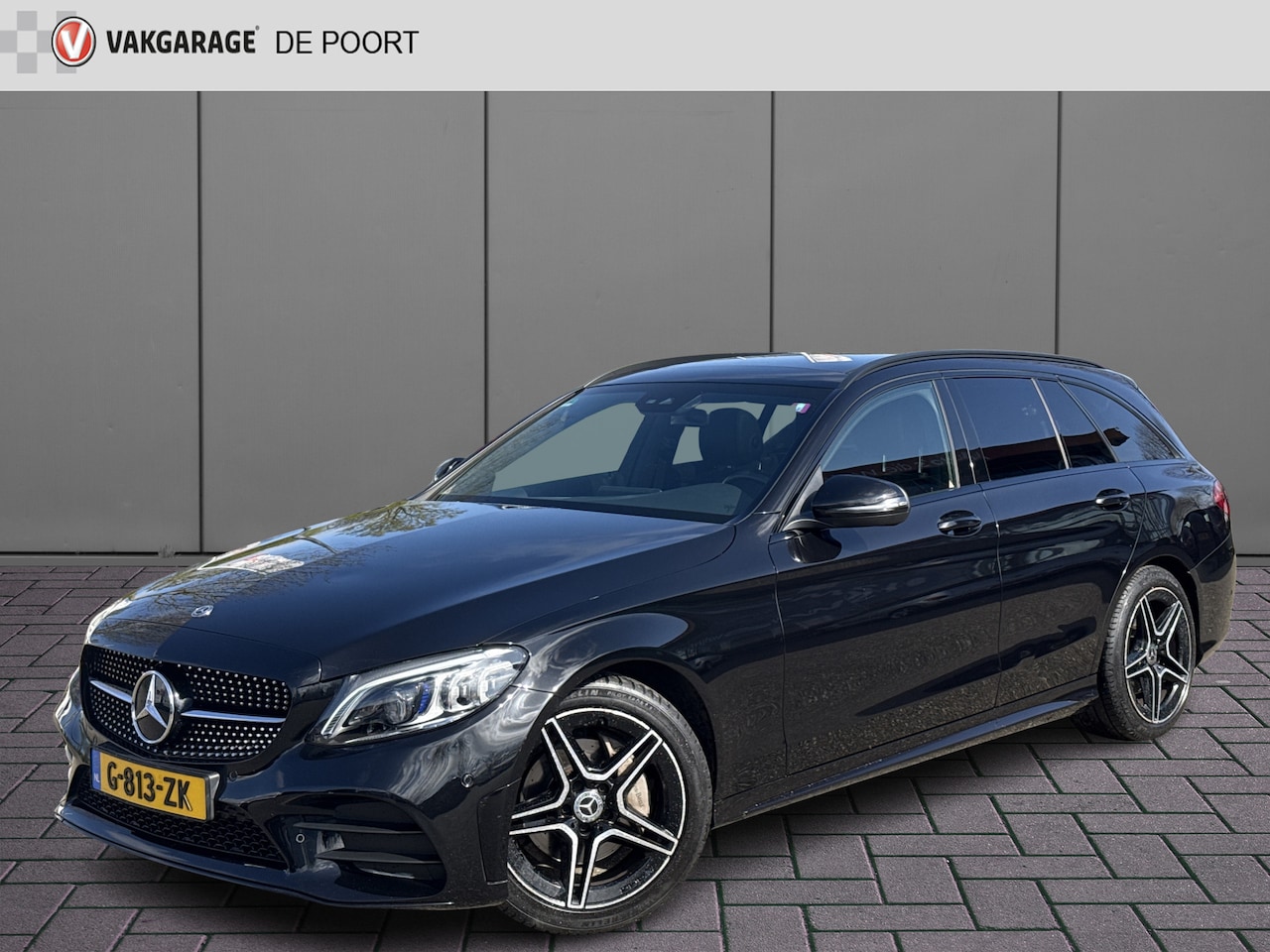 Mercedes-Benz C-klasse Estate - 180 Business Solution AMG | NL-auto | BTW | Pano | Leder | Trekhaak | Sfeerverlichting - AutoWereld.nl