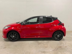 Toyota Yaris - 1.5 Hybrid Executive 5drs. Automaat Navi Camera Clima Cruise Airco PDC Trekhaak