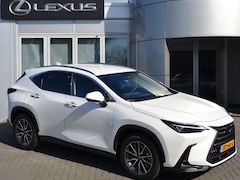 Lexus NX - 450h+ AWD Luxury Line TREKHAAK 1500KG TREKGEWICHT STOELVERW STUURVERW EL-ACHTERKLEP APPLE/