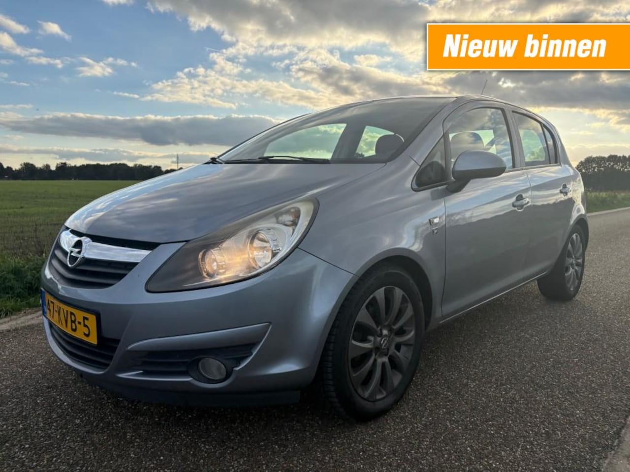 Opel Corsa - 1.4-16V 111 EDITION / AIRCO / 5 DRS / 1E EIGENAAR - AutoWereld.nl