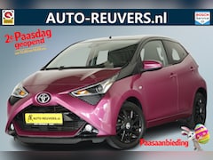 Toyota Aygo - 1.0 VVT-i x-cite / Leder / Aut / CarPlay / Camera / Allseason
