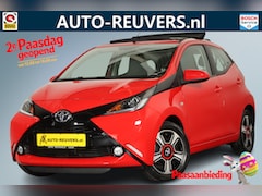 Toyota Aygo - 1.0 VVT-i x-wave / Opendak / Navigatie / Half leder / ECC