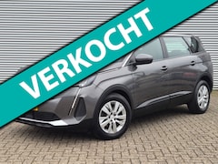 Peugeot 5008 - 1.2 PureTech 7 Persoons Navi Carplay Camera Trekhaak Dealer Onderhouden