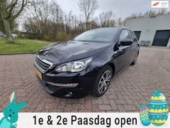 Peugeot 308 SW - 1.2 PureTech Style TREKHAAK REGENSENSOR PANO NAVI