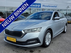 Skoda Octavia Combi - 1.0 TSI 110pk Ambition | Origineel NL | Navi | Apple Carplay+Android Auto | Clima | Cruise