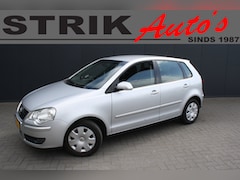 Volkswagen Polo - 1.4-16V Comfortline AIRCO