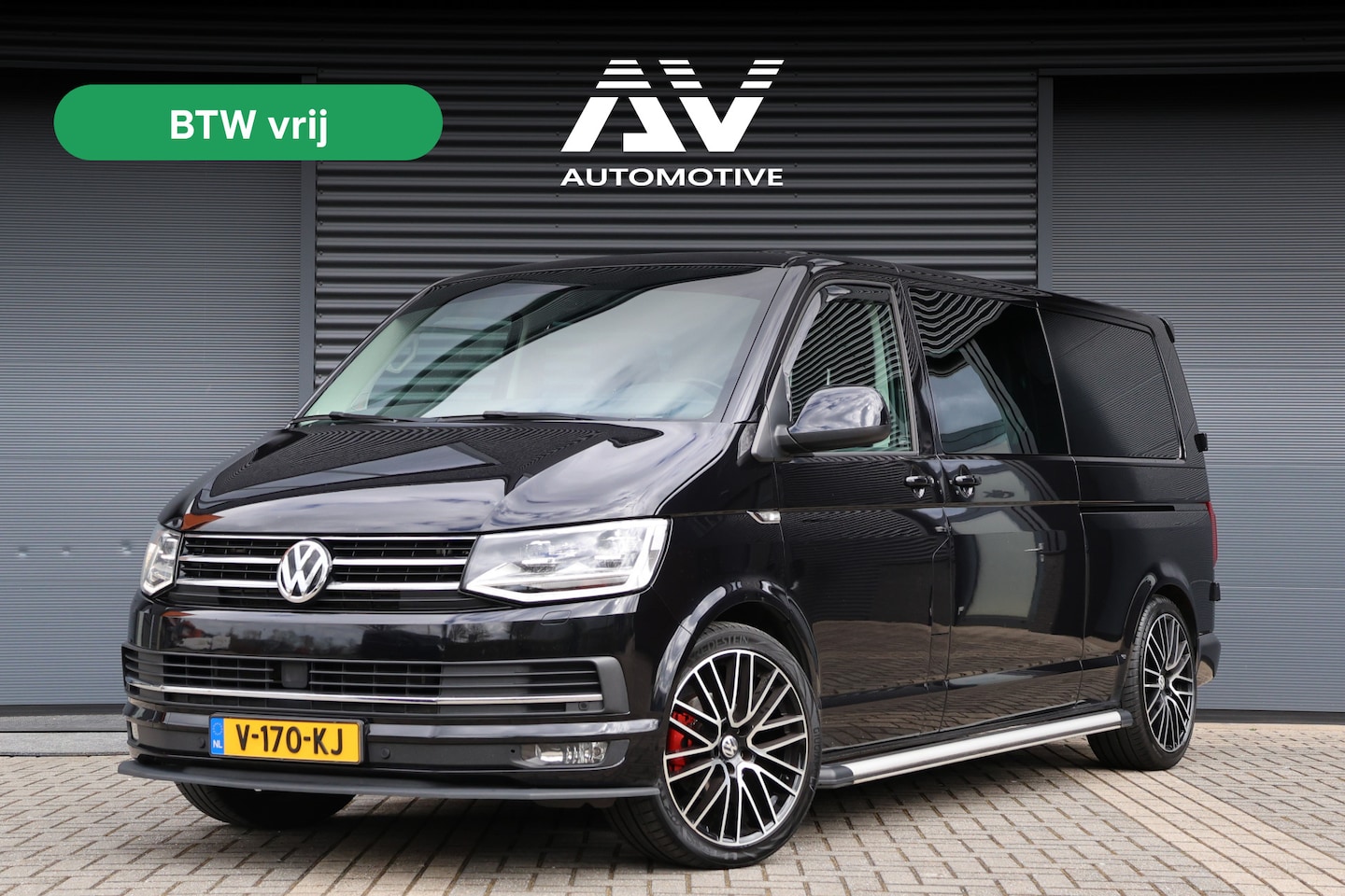 Volkswagen Transporter - 2.0 TDI 150 PK L2H1 DC Highline | Marge | BTW / BPM Vrij | ACC | Navigatie | CarPlay | DAB - AutoWereld.nl