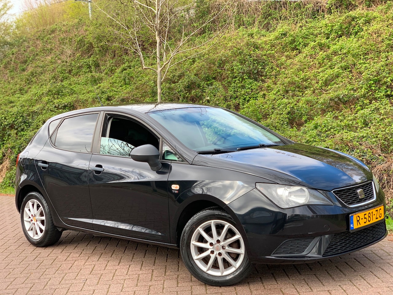 SEAT Ibiza - 1.2 TSI FR 5 DEURS AIRCO 2013 - AutoWereld.nl