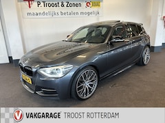 BMW 1-serie - M135i xDrive High Executive 6 Cilinder | Panoramadak | Harman/Kardon | Lederen bekleding |