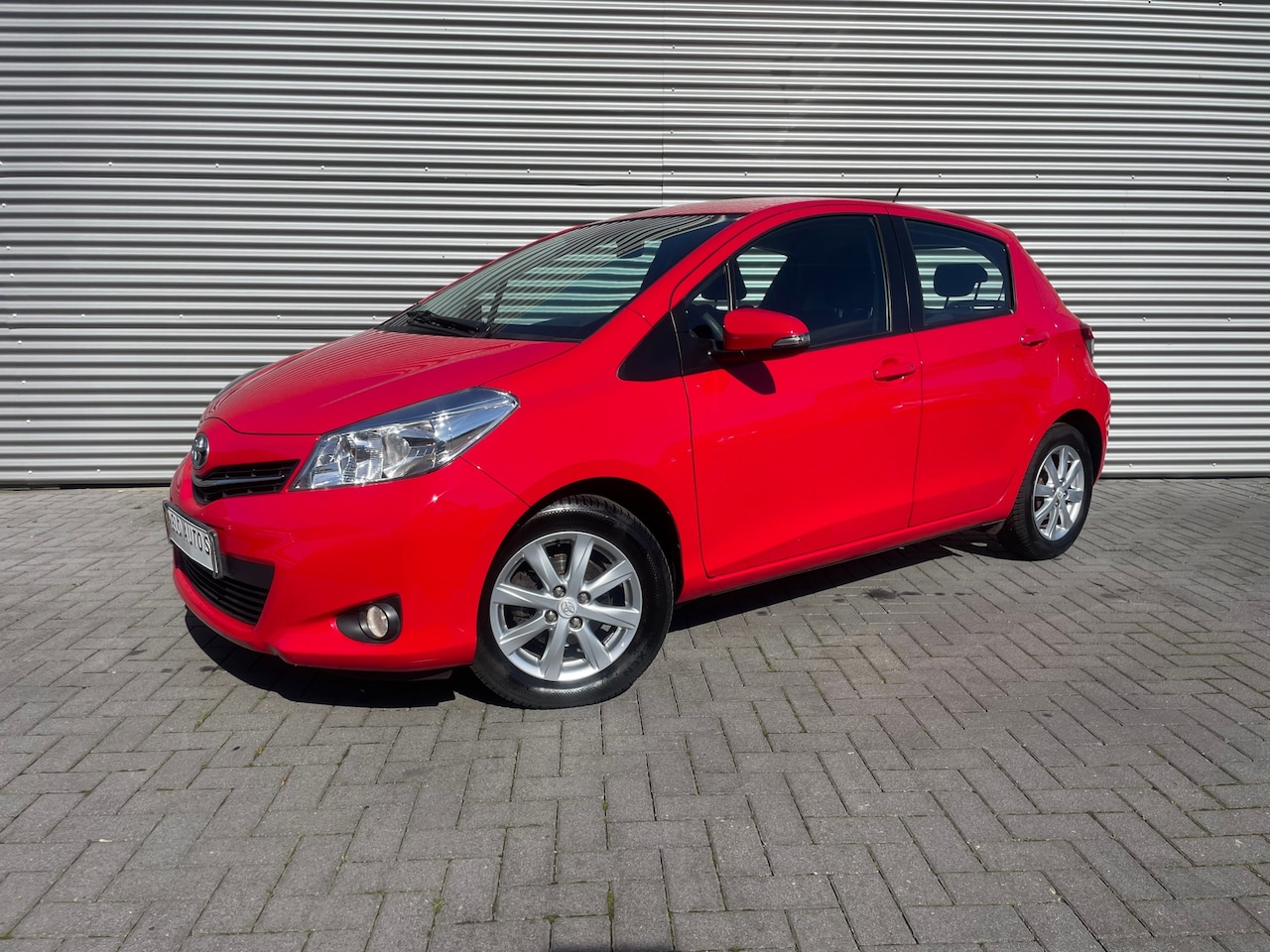 Toyota Yaris - 1.0 VVT-i Comfort bouwjaar 2012 ( nw apk ) - AutoWereld.nl