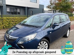 Opel Zafira Tourer - 1.4 7p. Cruise/climate-controle stuur/stoel-verwarming fietsendrager pakeer-sensoren