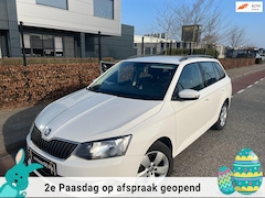 Skoda Fabia - 1.0 TSI Style Cruise-Control Airco Multimedia voorbereiding Parkeersensoren-Achter