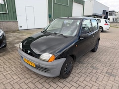 Fiat Seicento - 1100 ie Young lees tekst