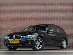 BMW 3-serie Touring - 318i Automaat Corporate Lease Executive, Origineel NL, Sportstoelen, Trekhaak, Full LED, N