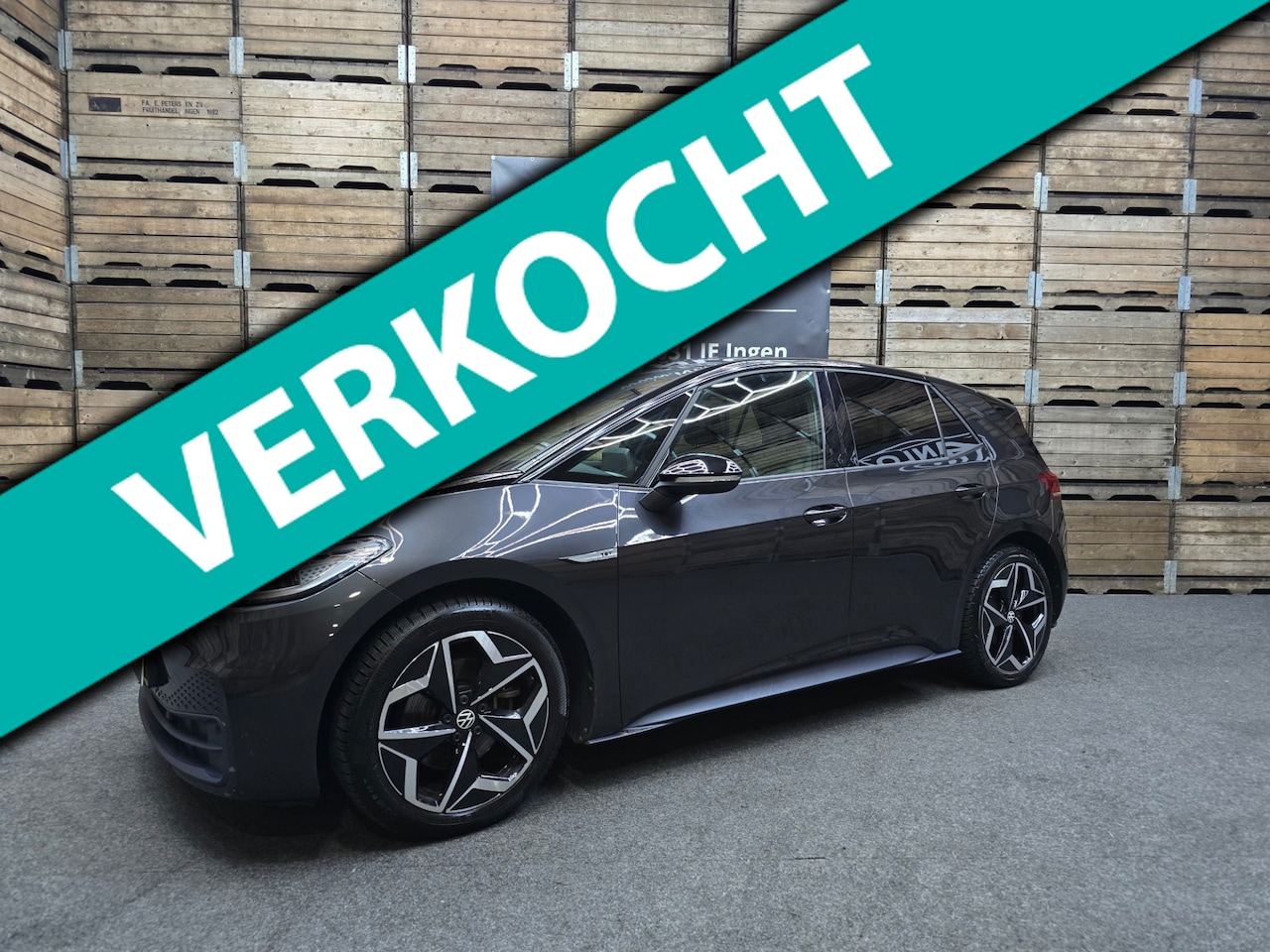 Volkswagen ID.3 - First Plus 58 kWh IQ Lights Navi Camera 18"LM 92% SOH - AutoWereld.nl