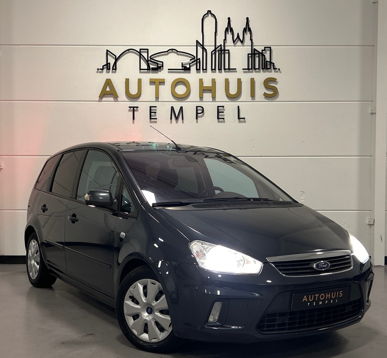 Ford C-Max - 2.0-16V Ghia Automaat Airco Cruise Climate Camera Stoelverwarming Isofix - AutoWereld.nl