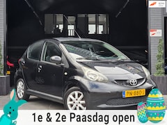 Toyota Aygo - 1.0-12V|Airco|Elek.Ramen|Navi|Trekhaak|AUX