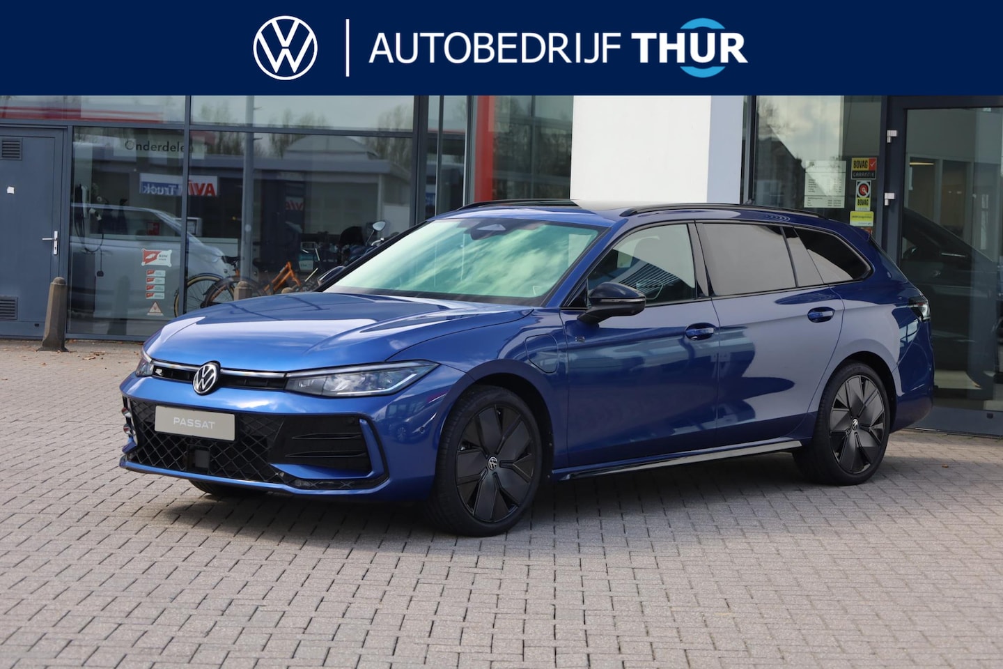 Volkswagen Passat Variant - 1.5 eTSI R-Line Edition 60mnd 100.000km garantie panoramadak Leder + elektrische stoelen v - AutoWereld.nl