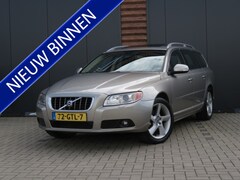 Volvo V70 - 2.0 Summum Airco Cr-Control Schuifdak Trekh Youngtimer