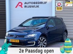 Volkswagen Golf - 1.4 TSI GTE Pano/Leer/Camera