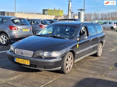 Volvo V70 - €1750, - Apk 2027 , Rijd Goed