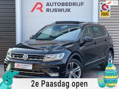 Volkswagen Tiguan - 2.0 TSI 4Motion 3xR-Line Pano/Xenon/Navi