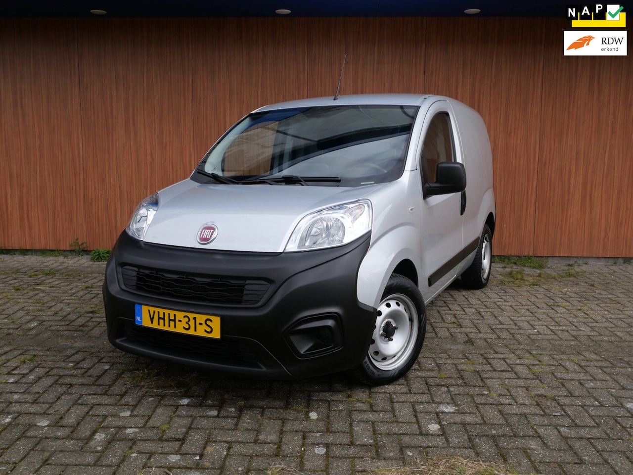 Fiat Fiorino - 1.3 MJ Basis | prijs all in garantie&beurt - AutoWereld.nl