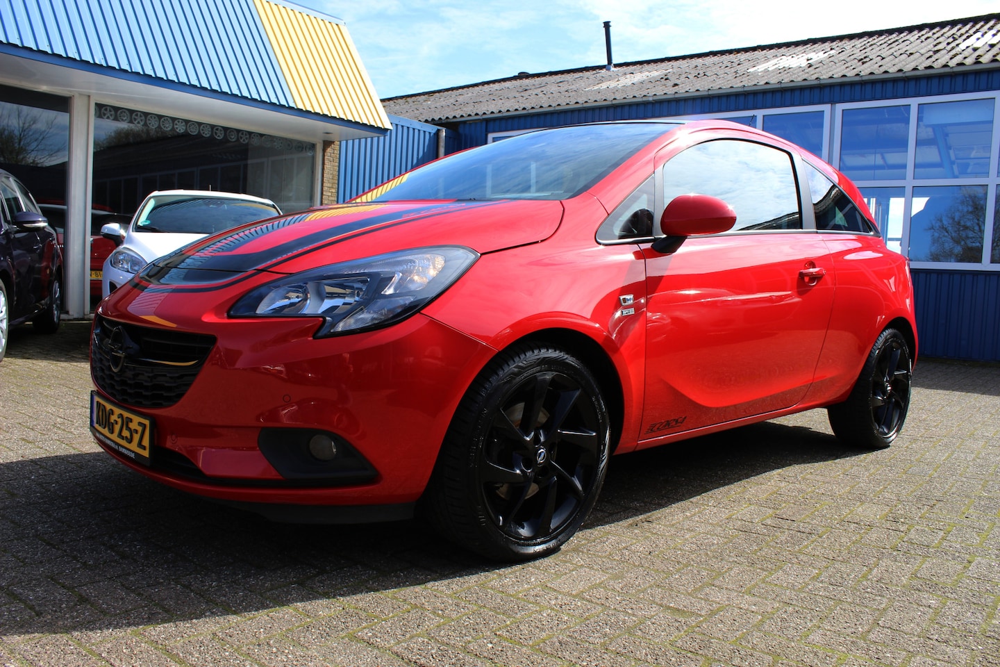 Opel Corsa - 1.4-16V "120 Jahre" uivoering !!! 100 Pk - AutoWereld.nl