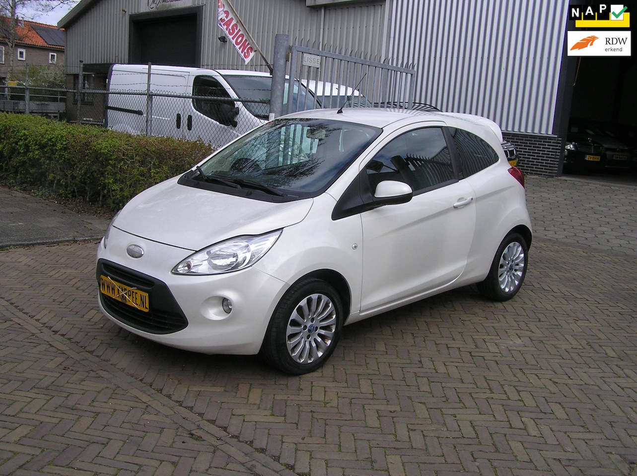 Ford Ka - 1.2 Titanium 147 d km nap pas airco nieuwe apk - AutoWereld.nl