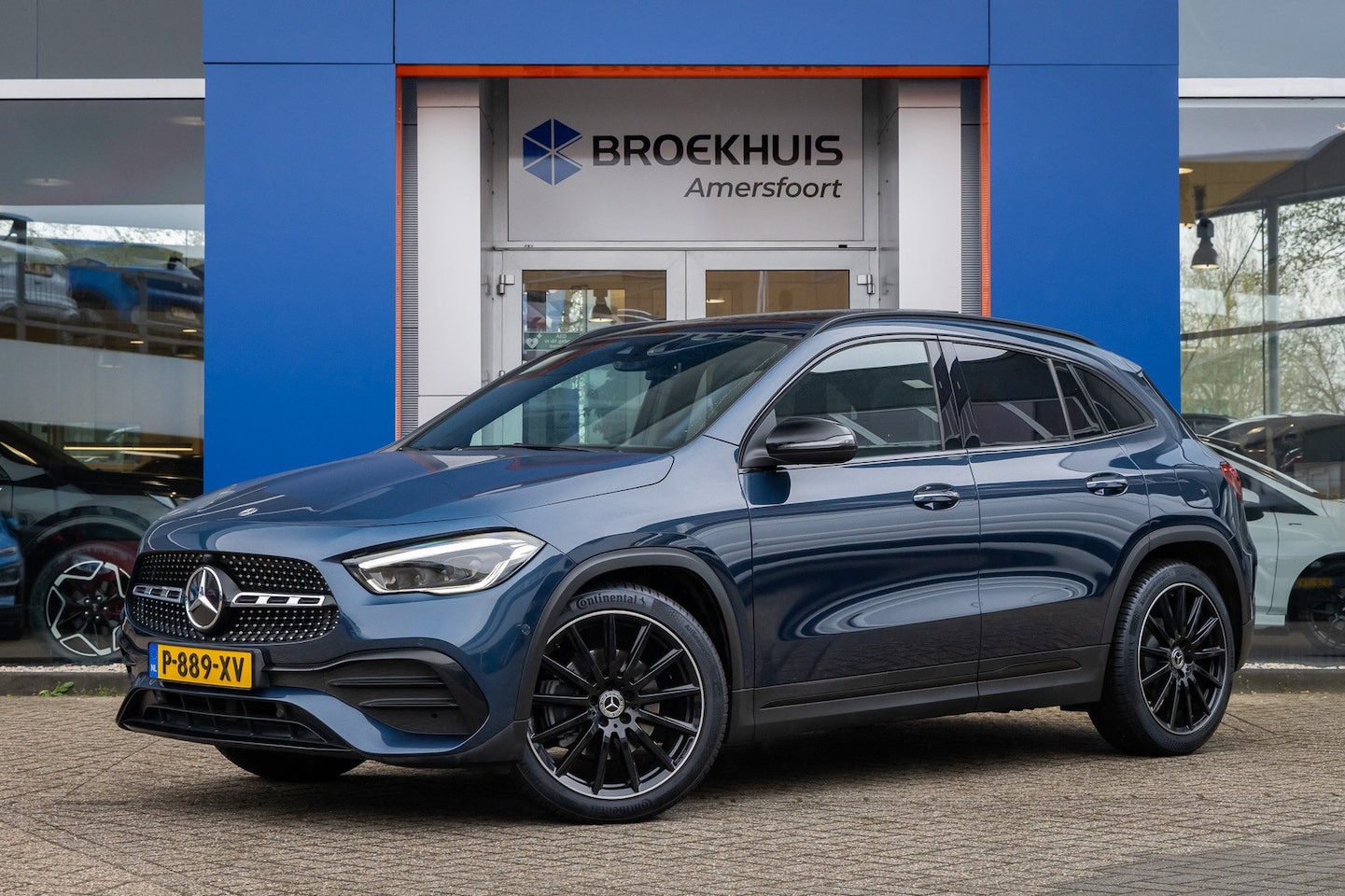 Mercedes-Benz GLA-Klasse - 200 AMG Line | Pano | 20'' | Matrix LED | Camera | Sfeer | Elektrisch verstelbare stoel(en - AutoWereld.nl