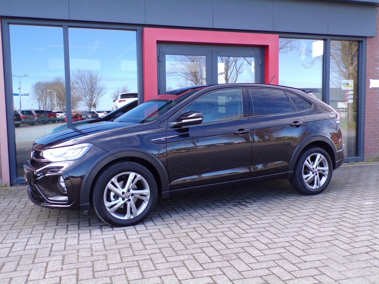 Volkswagen Taigo - 1.0 TSI R-Line DSG Pano Carplay Virtual Cockpit Nieuwstaat!!! - AutoWereld.nl