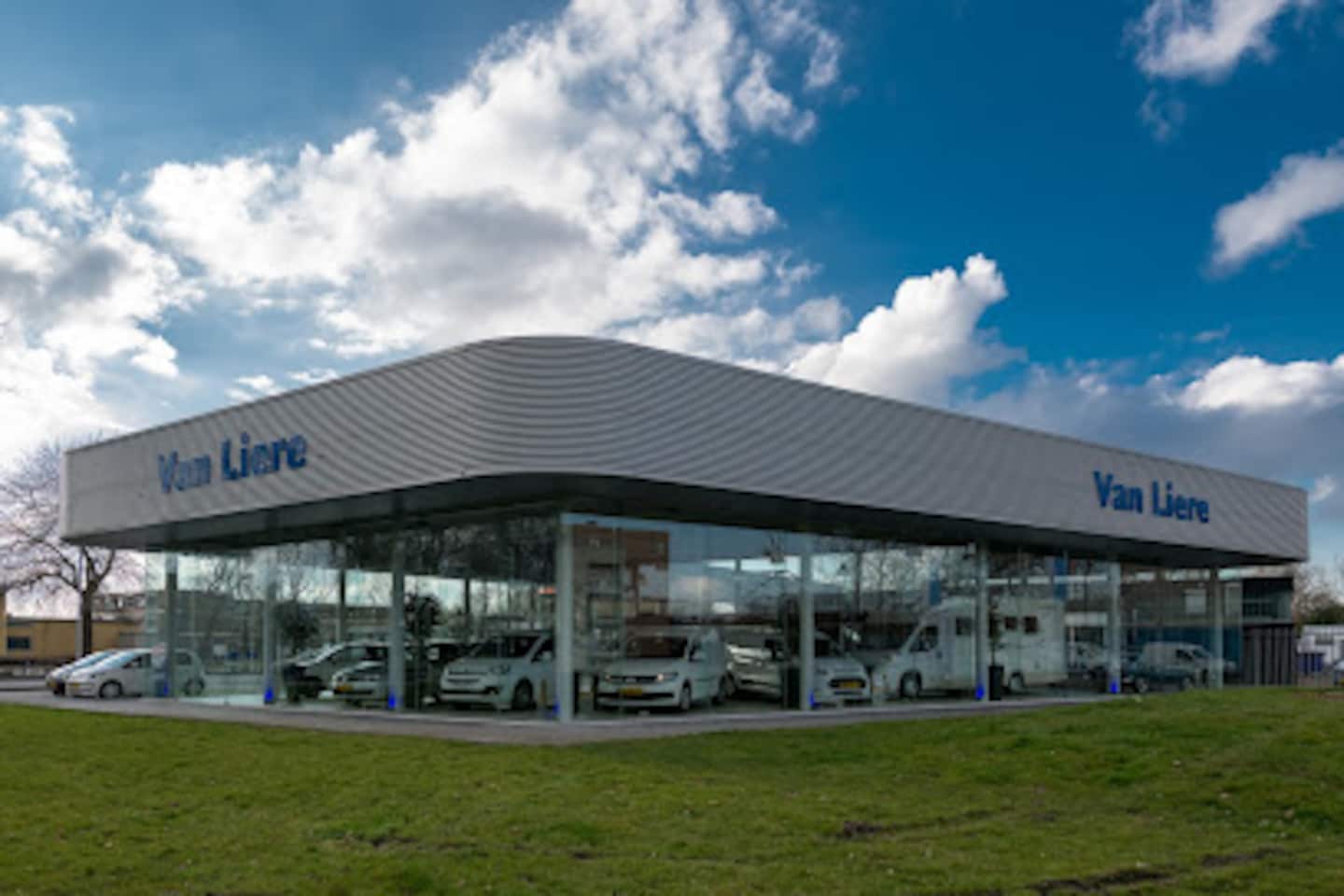 Volvo V40 - 1.5 T3 152PK Geartronic Polar+ Sport| Trekhaak| Panodak| Navi|cruise| Rijklaarprijs incl g - AutoWereld.nl