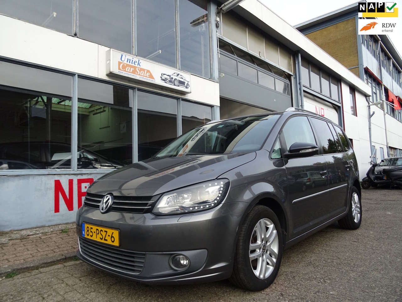 Volkswagen Touran - 1.4 TSI Highline 1.4 TSI Highline - AutoWereld.nl